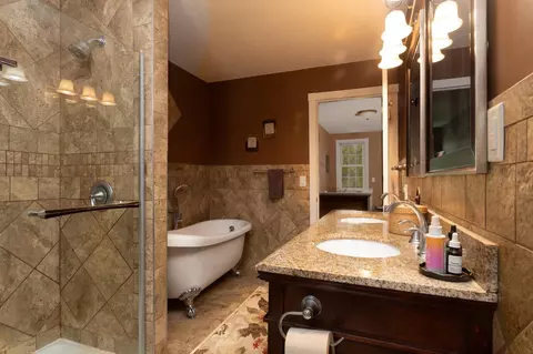 315 W College Ave, Saint Peter, MN 56082 photo 10