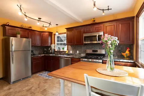 315 W College Ave, Saint Peter, MN 56082 photo 4