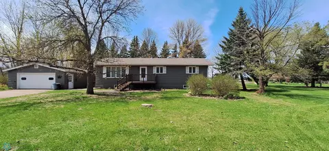 9807 County 12, Cavalier, ND 58220