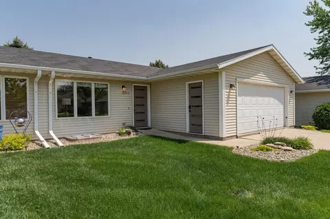 2243 30th Ave NW, Rochester, MN 55901