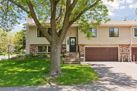 930 94th Ave NE, Blaine, MN 55434
