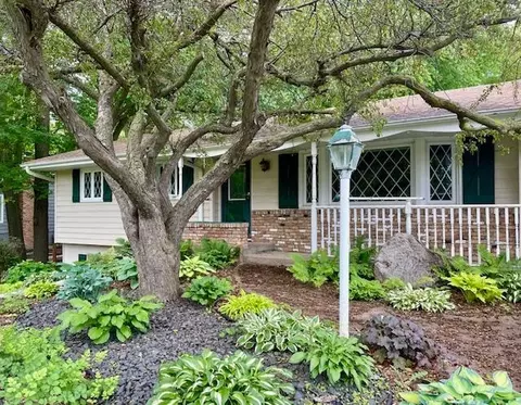 15158 Green Oaks Trl SE, Prior Lake, MN 55372