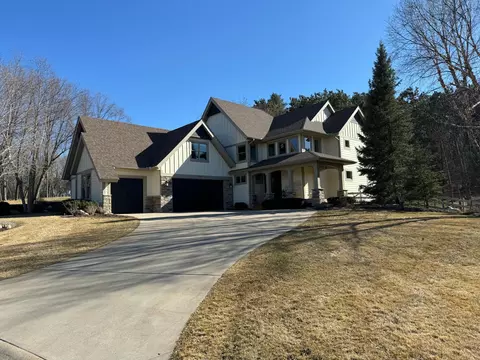 10389 Andrea Trl, Inver Grove Heights, MN 55077