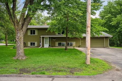 5509 Kipling Ave, Minnetonka, MN 55345