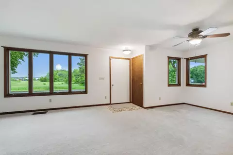 620 3rd Ave NE, Milaca, MN 56353 photo 3