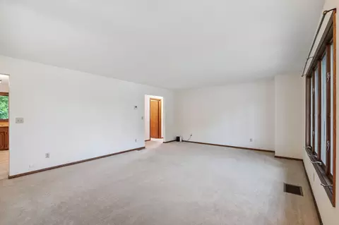 620 3rd Ave NE, Milaca, MN 56353 photo 4