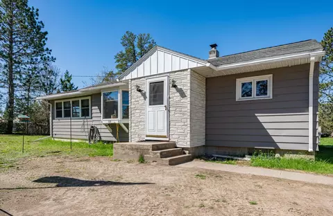 3868 River Rd, Grand Rapids, MN 55744