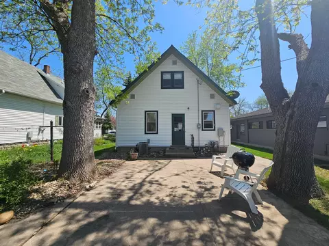 203 E 6th St, Morris, MN 56267 photo 28