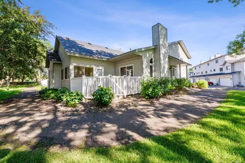12841 82nd Pl N, Maple Grove, MN 55369