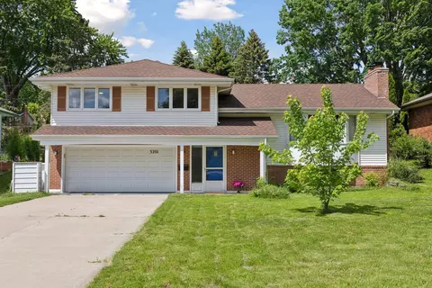 3201 31st Ave NE, Saint Anthony, MN 55418