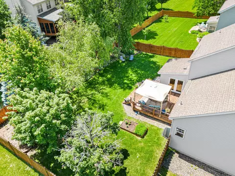 9316 Avalon Path, Inver Grove Heights, MN 55077