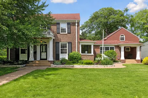 123 Montrose Pl, Saint Paul, MN 55104