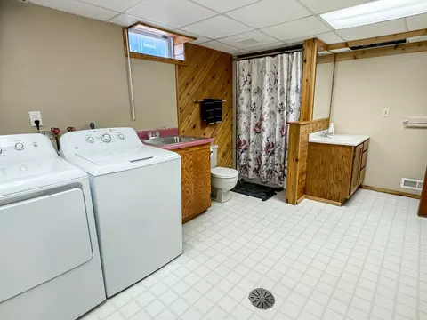 347 2nd St E, Tracy, MN 56175 photo 14