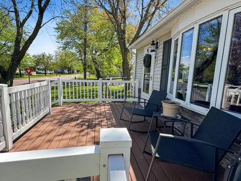 347 2nd St E, Tracy, MN 56175 photo 2