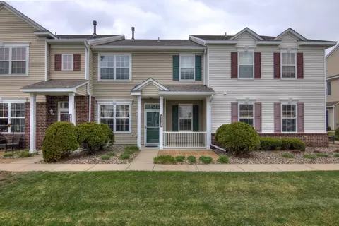3474 Cherry Ln #B, Woodbury, MN 55129