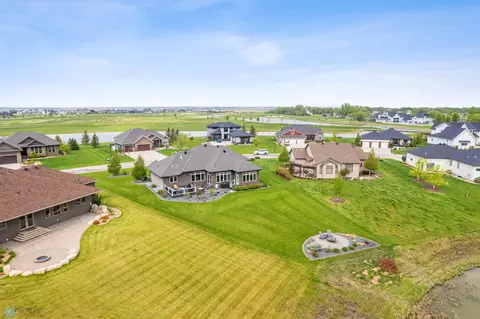 769 River Bend Rd, Oxbow, ND 58047 photo 68