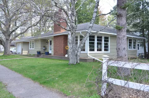 340 18th St, Cloquet, MN 55720