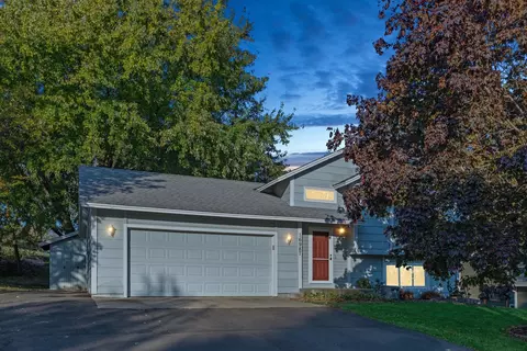 16987 Gannon Way W, Rosemount, MN 55068
