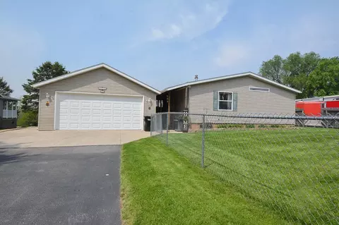905 Chester Ave SE, Rochester, MN 55904