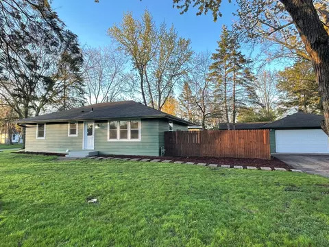 750 Lincoln St, Anoka, MN 55303