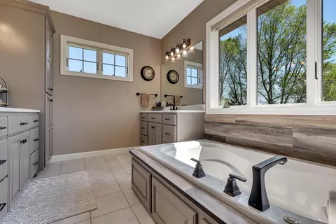 5029 Red Hawk Ct, Saint Augusta, MN 56301 photo 19
