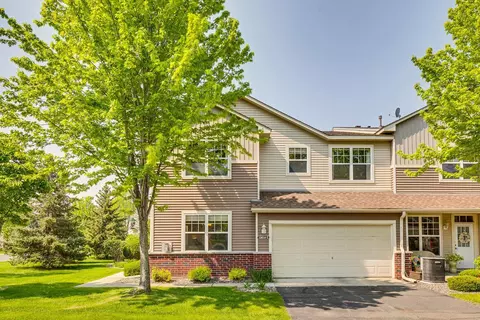 15614 Emerald Dr N #2, Hugo, MN 55038