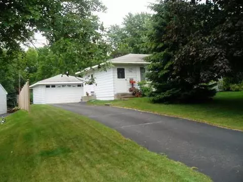 6896 Cain Ave, Inver Grove Heights, MN 55076