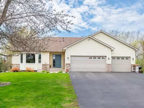 849 Quail Ct, Watertown, MN 55388