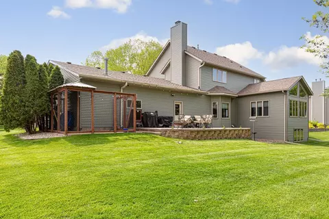 1901 Prairie Ave SW, Faribault, MN 55021 photo 5