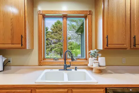 1901 Prairie Ave SW, Faribault, MN 55021 photo 21