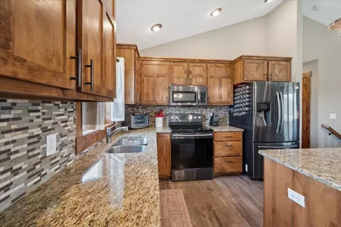 270 Pintail St, Baldwin, WI 54002 photo 7