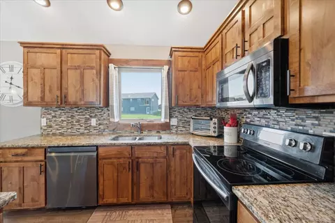 270 Pintail St, Baldwin, WI 54002 photo 8