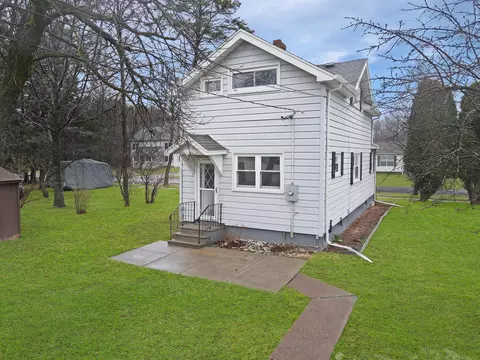 417 97th Ave W, Duluth, MN 55808 photo 2
