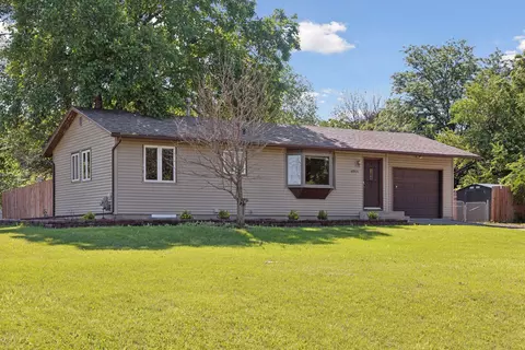 4064 Nicols Rd, Eagan, MN 55122
