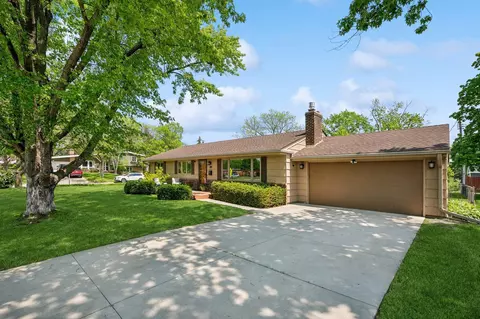7101 Cornelia Dr, Edina, MN 55435