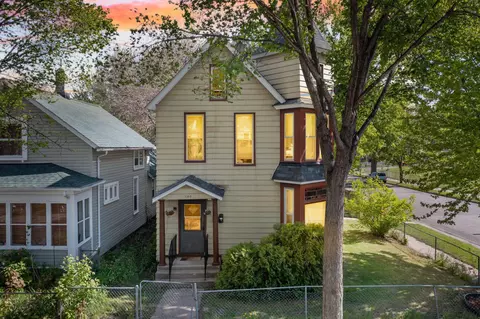 880 Conway St, Saint Paul, MN 55106