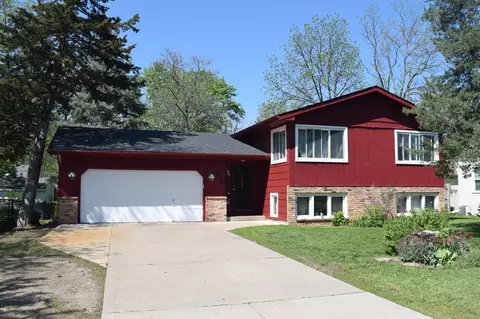 949 Adams St, Anoka, MN 55303