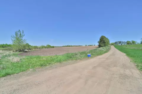16604 110th St, Foreston, MN 56330