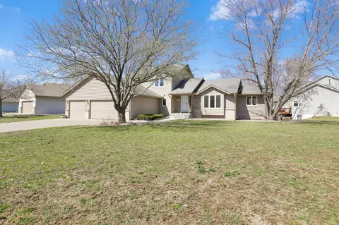 10383 167th St W, Lakeville, MN 55044