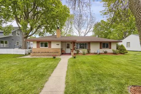 220 5th Ave SE, Osseo, MN 55369