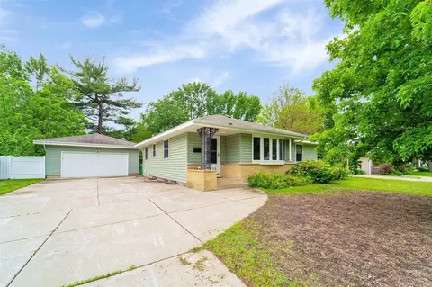 2713 65th Ave N, Brooklyn Center, MN 55430