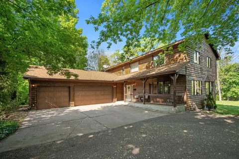 772 Holland Ave, South Saint Paul, MN 55075