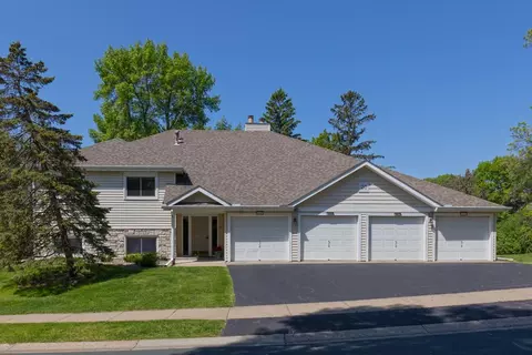 14481 Fairway Dr, Eden Prairie, MN 55344