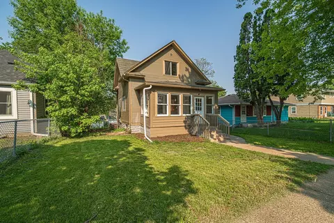 715 Thomas Ave N, Minneapolis, MN 55411