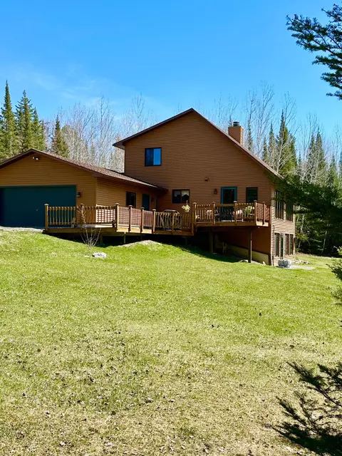 9714 Gappa Rd, Kabetogama, MN 56669
