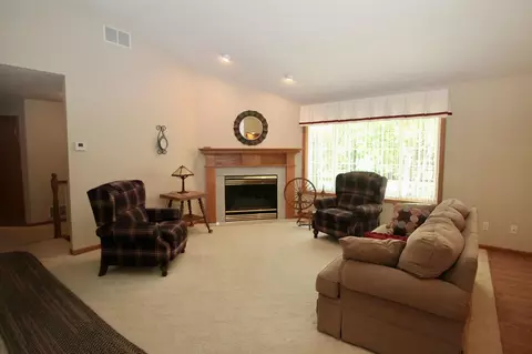 712 24th St SE, Willmar, MN 56201 photo 21