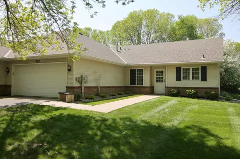 712 24th St SE, Willmar, MN 56201