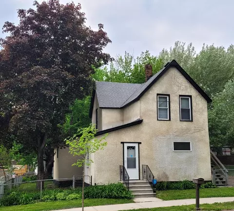 1577 Albemarle St, Saint Paul, MN 55117