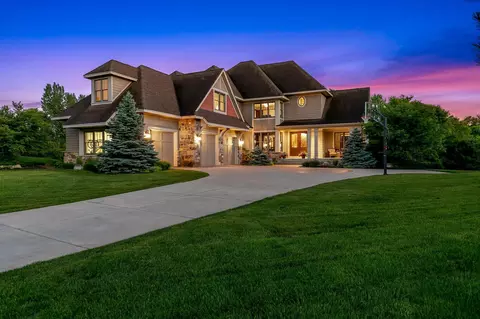 7691 Prairie Grass Pass, Prior Lake, MN 55372