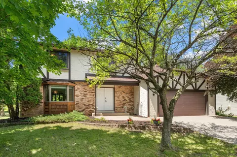 9945 Union Terrace Ln N, Maple Grove, MN 55369